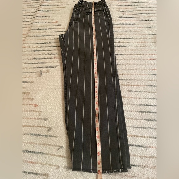 RVCA Holli Jeans - Picture 6 of 10